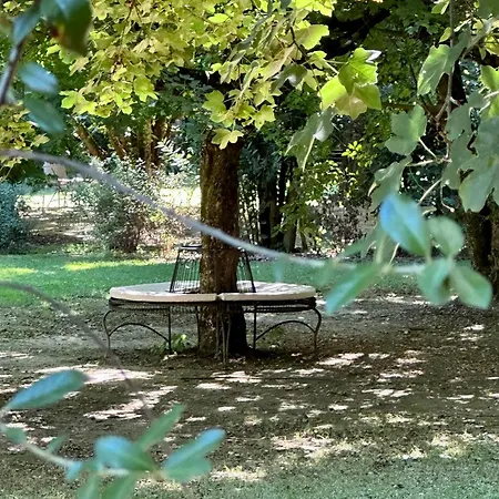 Casale La Gora - Di Charme Couette-café 4*